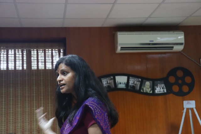 Ms Smita Fangaria Talk on Telescope at RBVRR Wemen College  Hyderabad