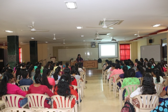 Ms Smita Fangaria Talk on Telescope at St Francis College for Wemen Hyderabad